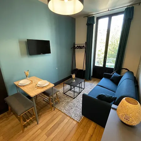 Furnished Downtown Aix Les Bains 102